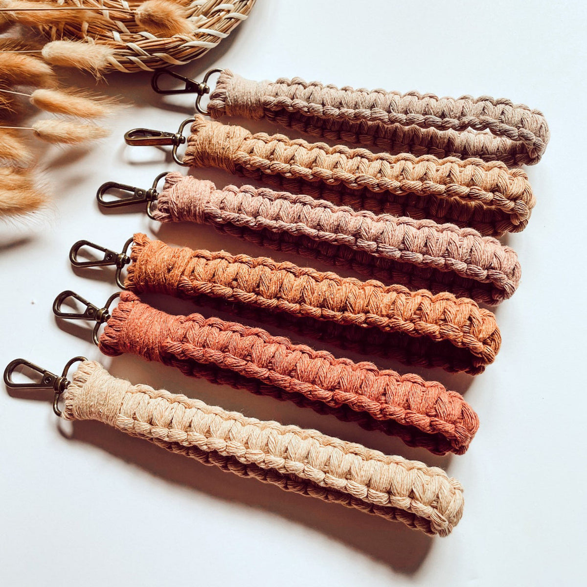 Macrame Keychain Holder with Clip Acalora 1788942676