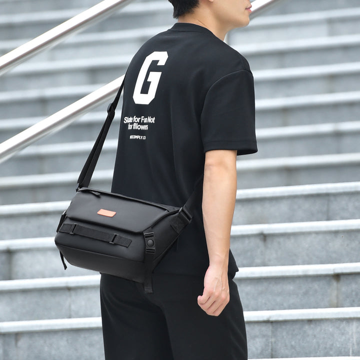 Waterproof Messenger Bag Kalsten
