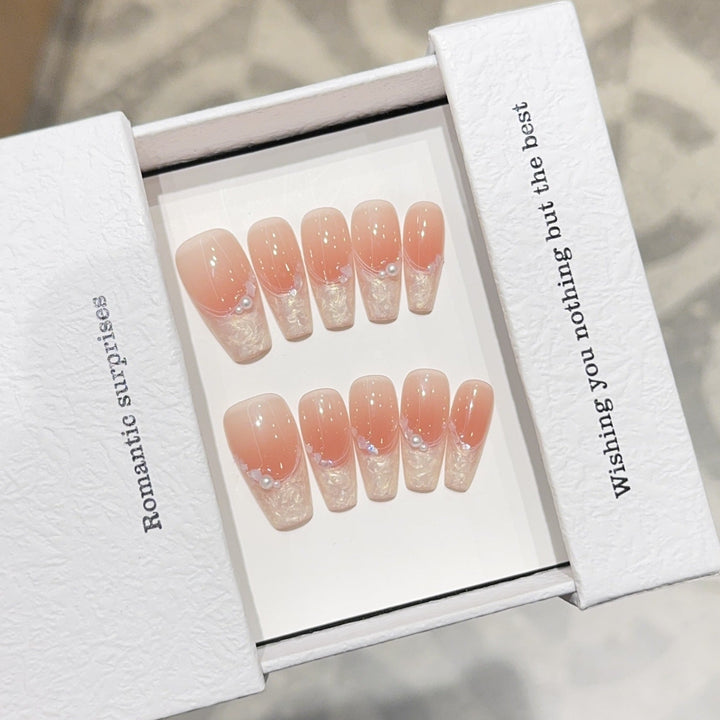 Artificial Nails in Romantic Ombre Design Kalsten