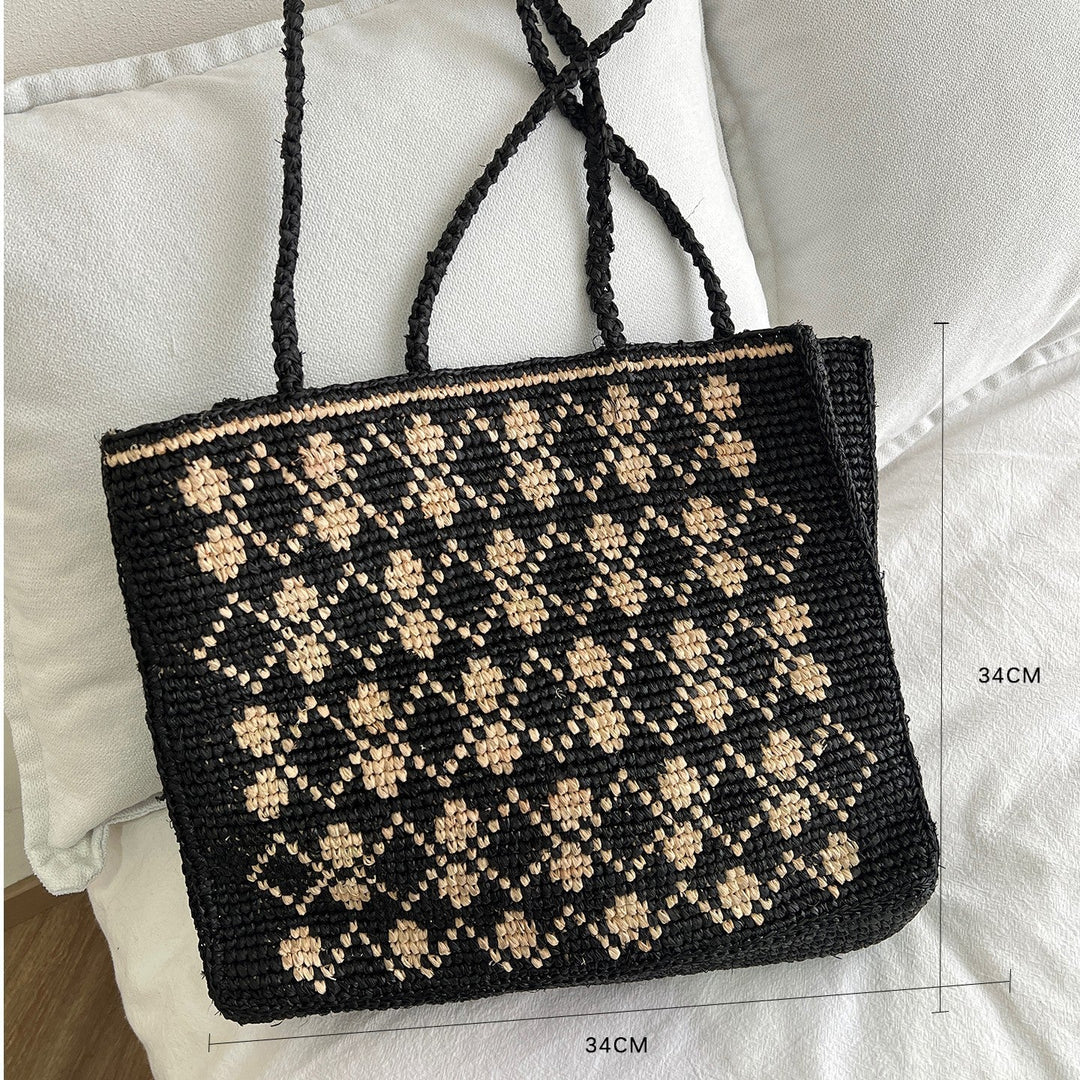 Handcrafted knit bag with floral design Kalsten