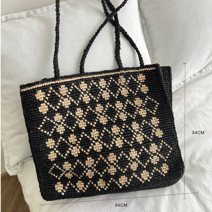 Handcrafted knit bag with floral design Kalsten