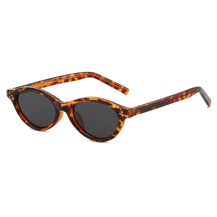 Women Cat-Eye Sunglasses with elegant, transparent frame and UV400 protection Kalsten