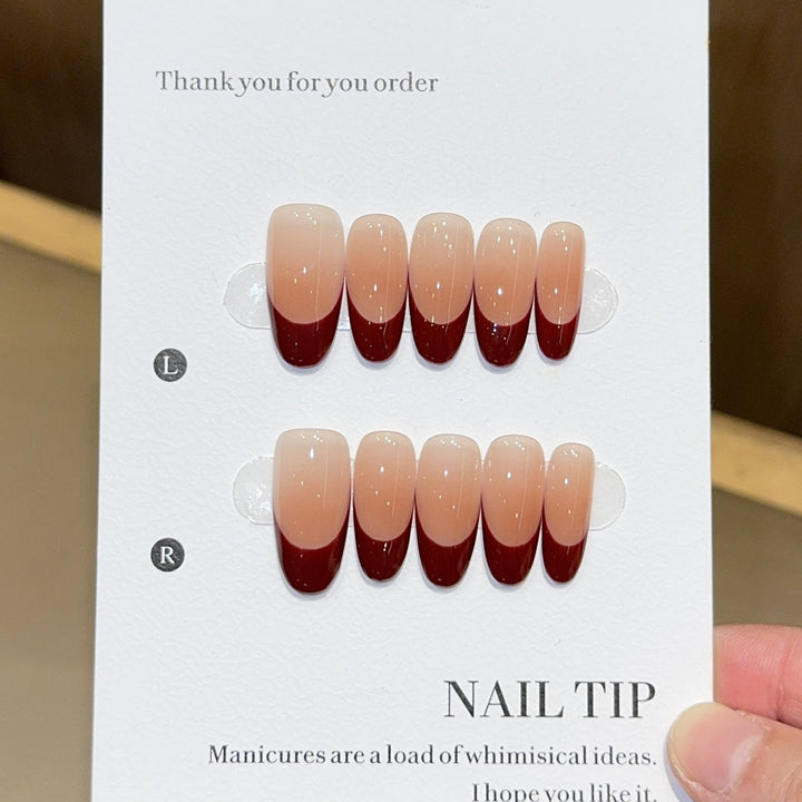 Elegant artificial nails with modern gradient effects Kalsten