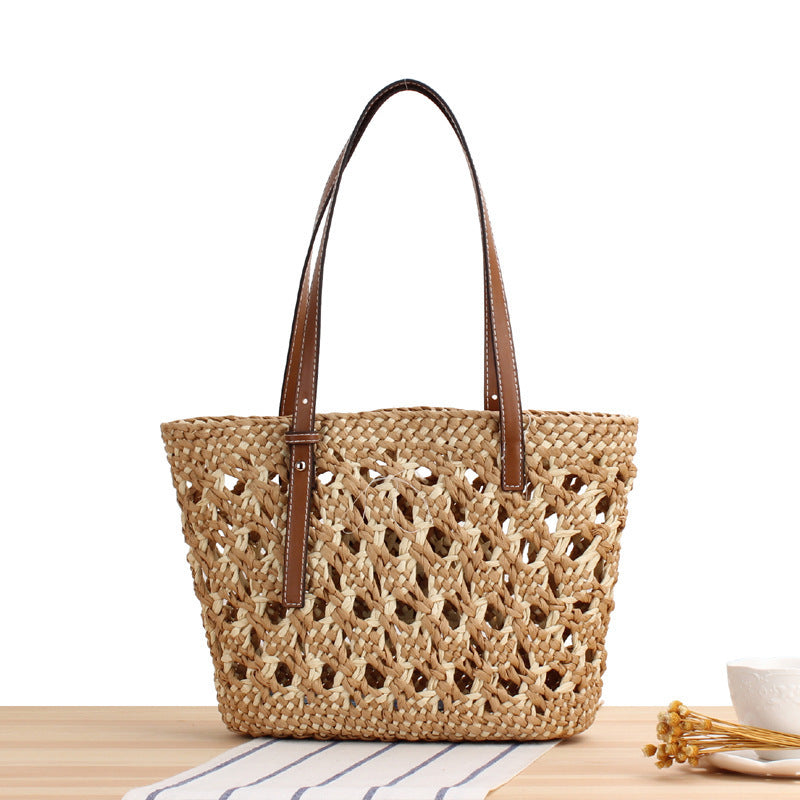 Beach bag with practical inner pockets and sturdy handles Kalsten