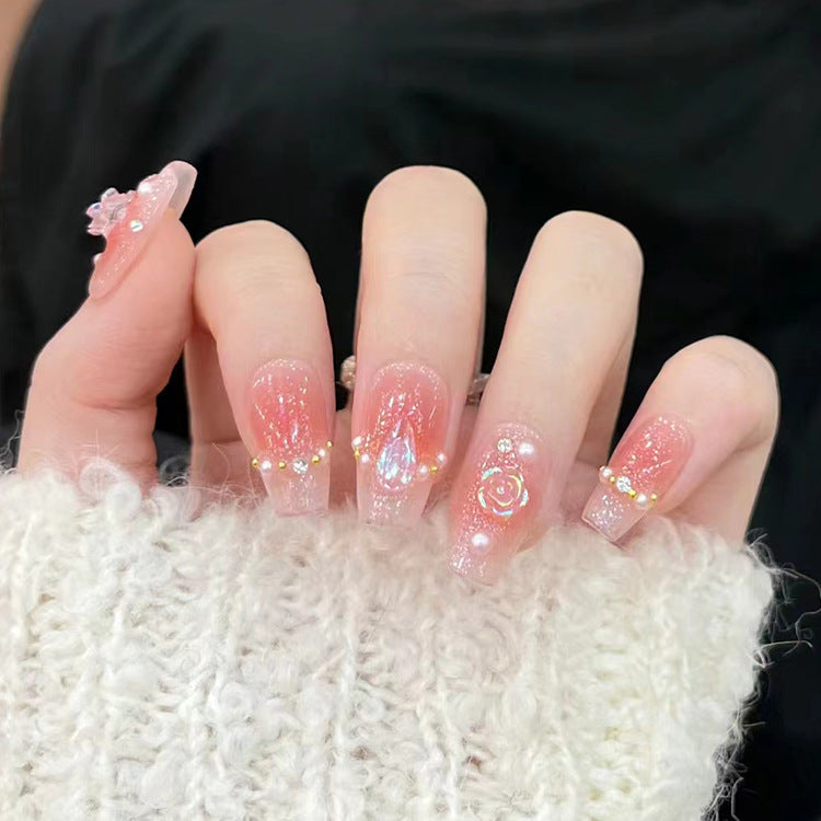 Elegant artificial nails with floral accents Kalsten