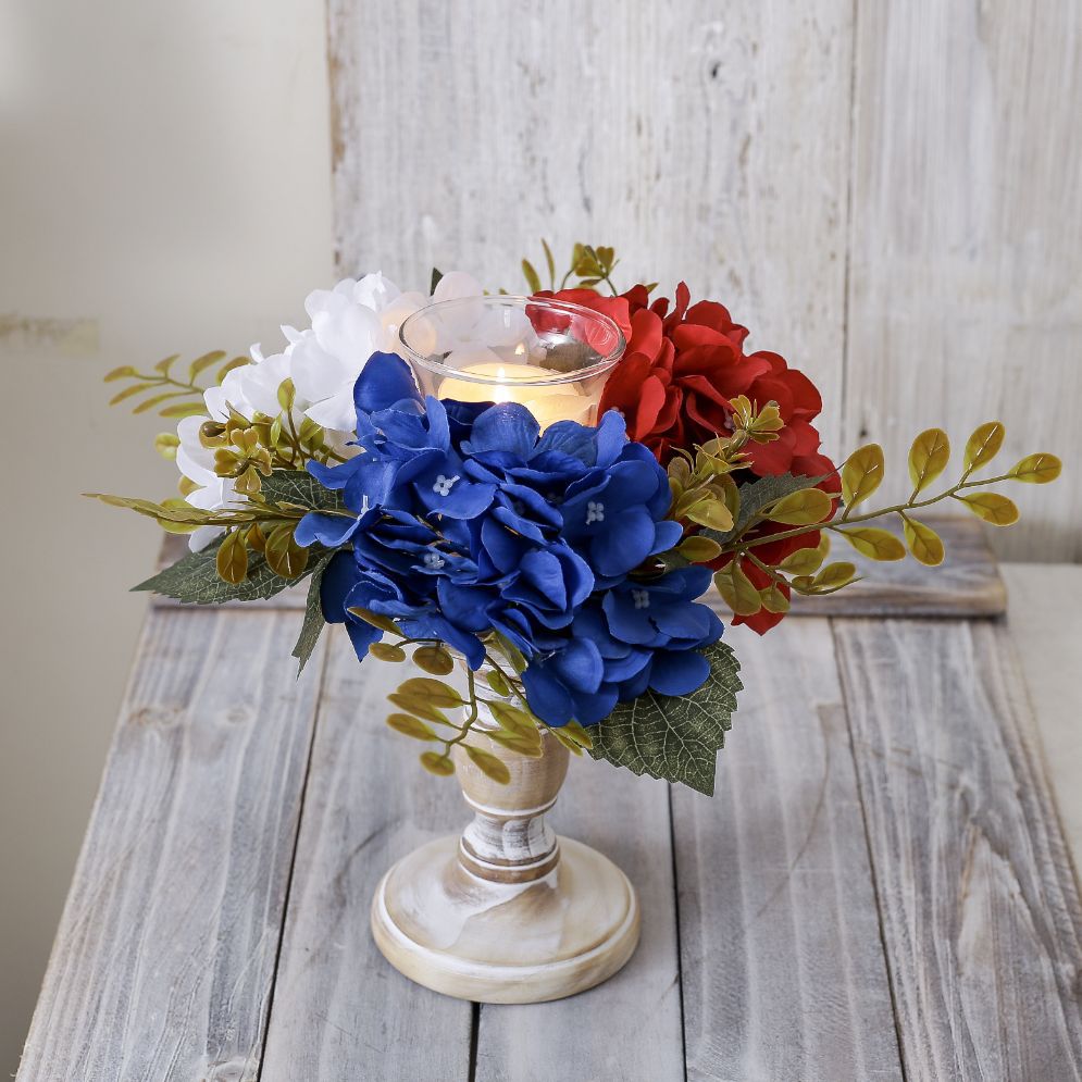 Unisex decorative candle plate with glass candle holder and artificial hydrangeas in country house style Kalsten