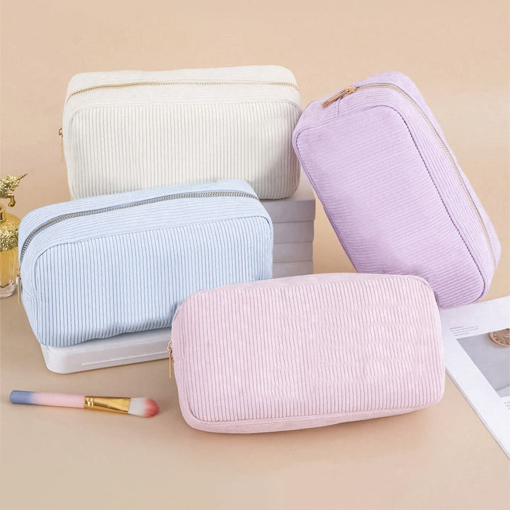 Cosmetic organizer with structured design Kalsten