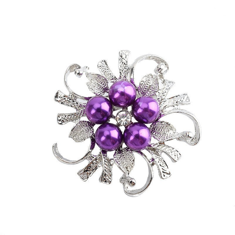 Glamorous brooch with pearl set Kalsten