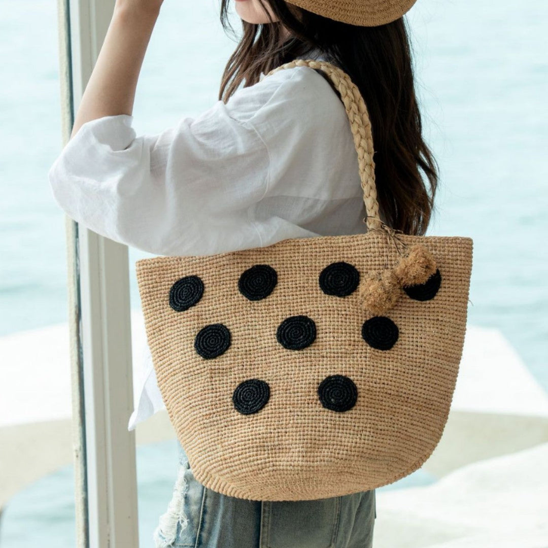 Braided beach bag with decorative 3D dot pattern Kalsten