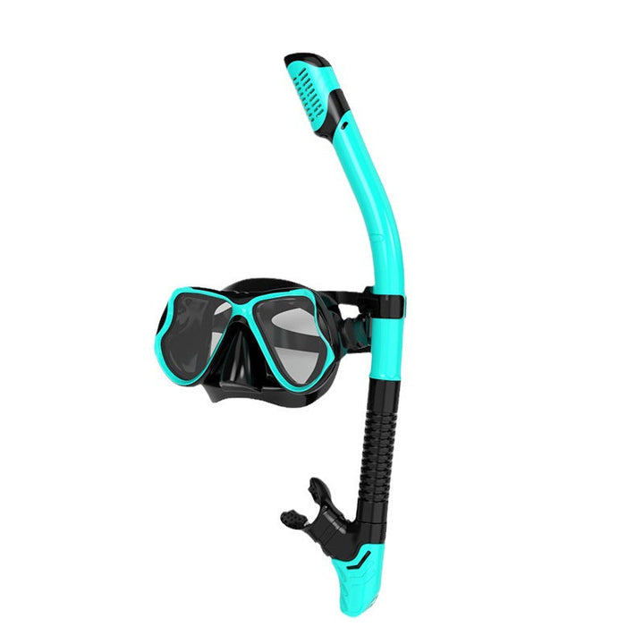 Snorkel mask with ergonomic fit and innovative breathing technology Kalsten