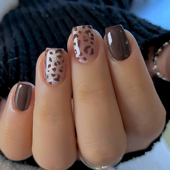 Artificial artificial nails with modern leopard design Kalsten