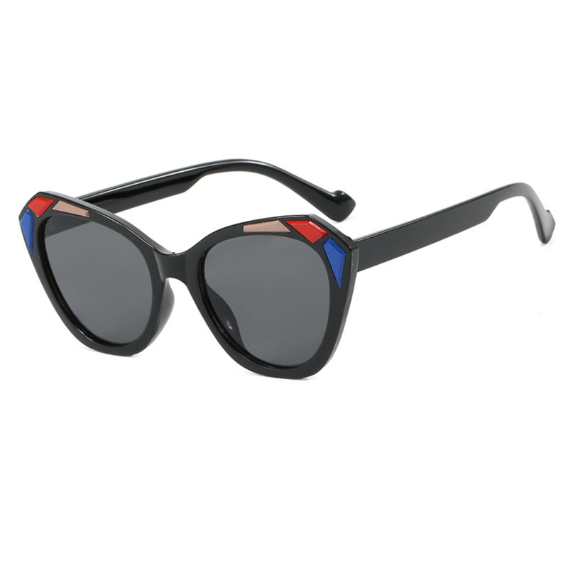 Ladies Cat Eye Sunglasses with Fashionable Details Kalsten