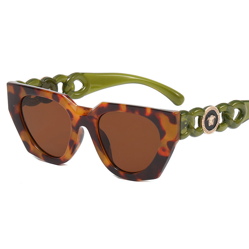 Women's fashionable sunglasses with extravagant design and luxurious details Kalsten