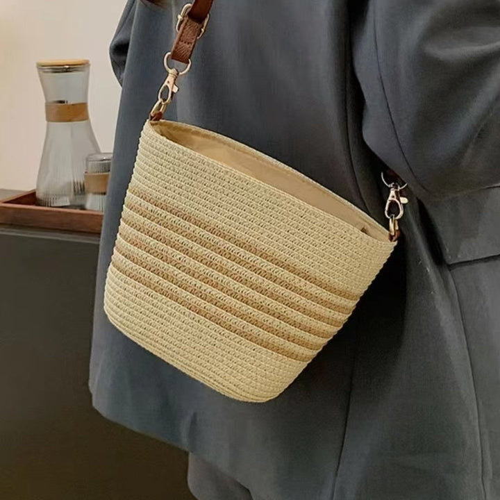 Elegant and Versatile Shoulder Bag Kalsten