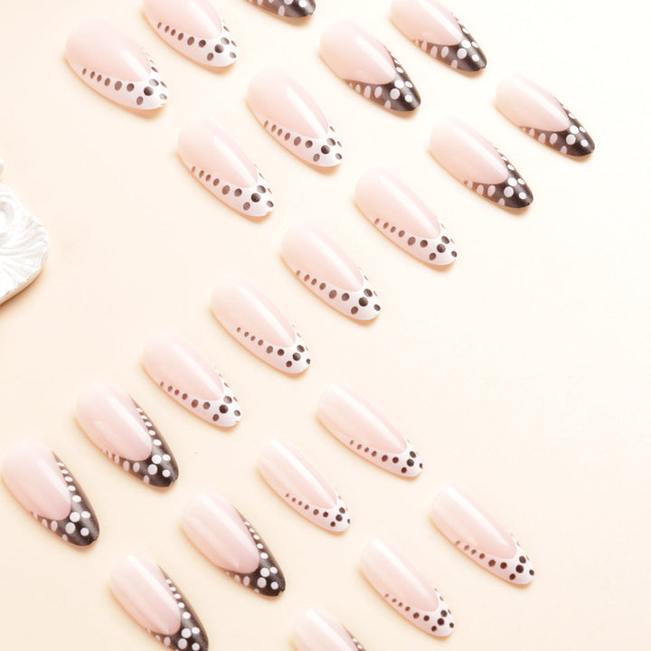 Elegant Artistic Nail Extensions Kalsten