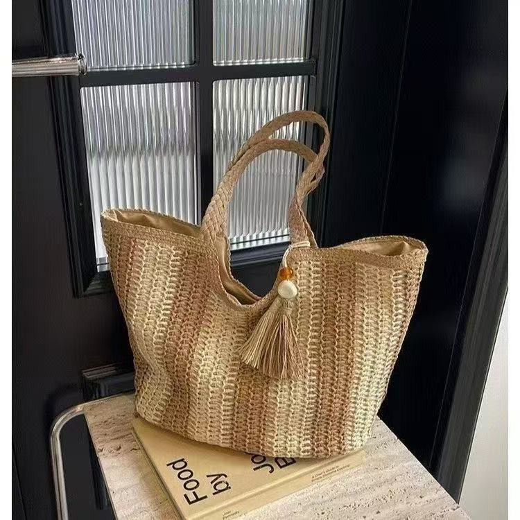 Large Hand-Knotted Shopper Kalsten