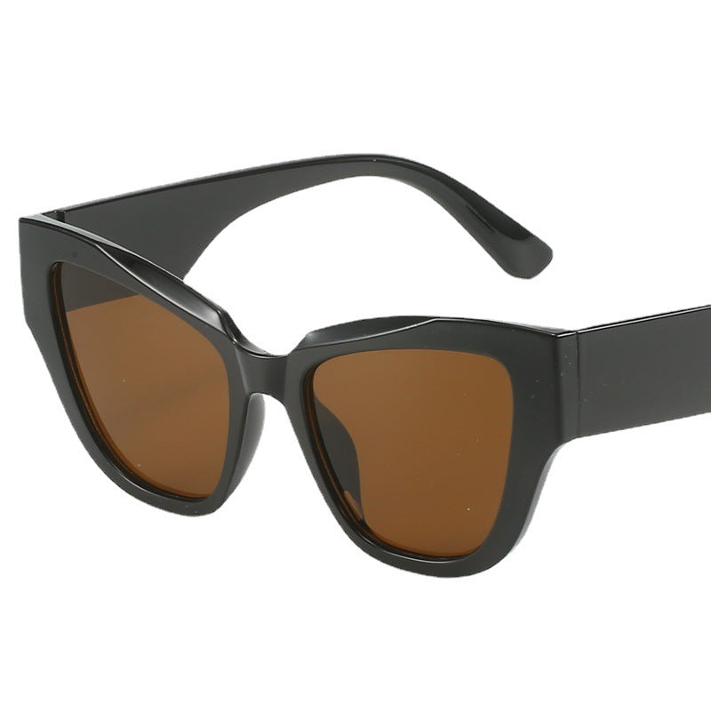 Women's Cat Eye Sunglasses with extravagant Leopard Print Kalsten