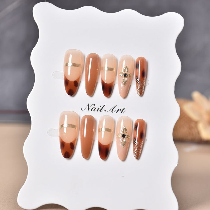 Elegant Decorative Press-On Nail Set Kalsten