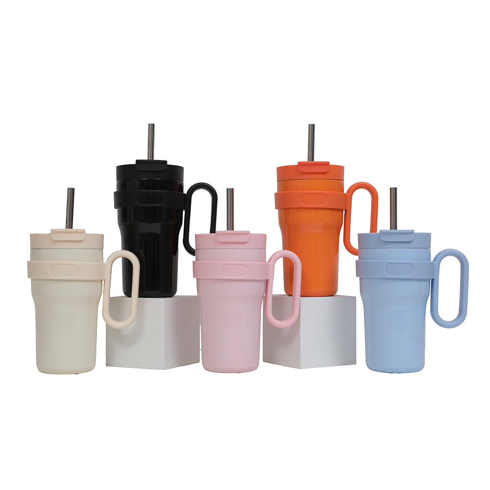 Unisex drinking cup with durable plastic and integrated straw Kalsten