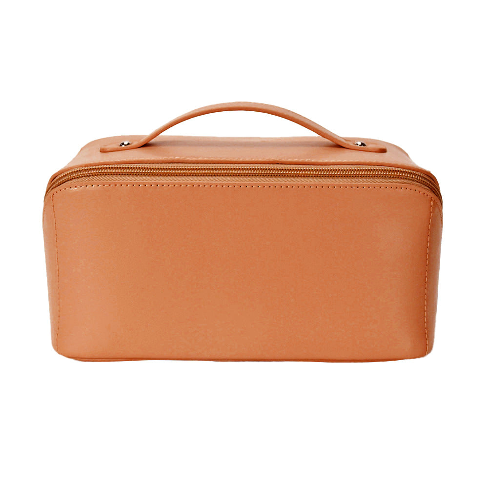 Luxurious cosmetic bag in minimalist design Kalsten