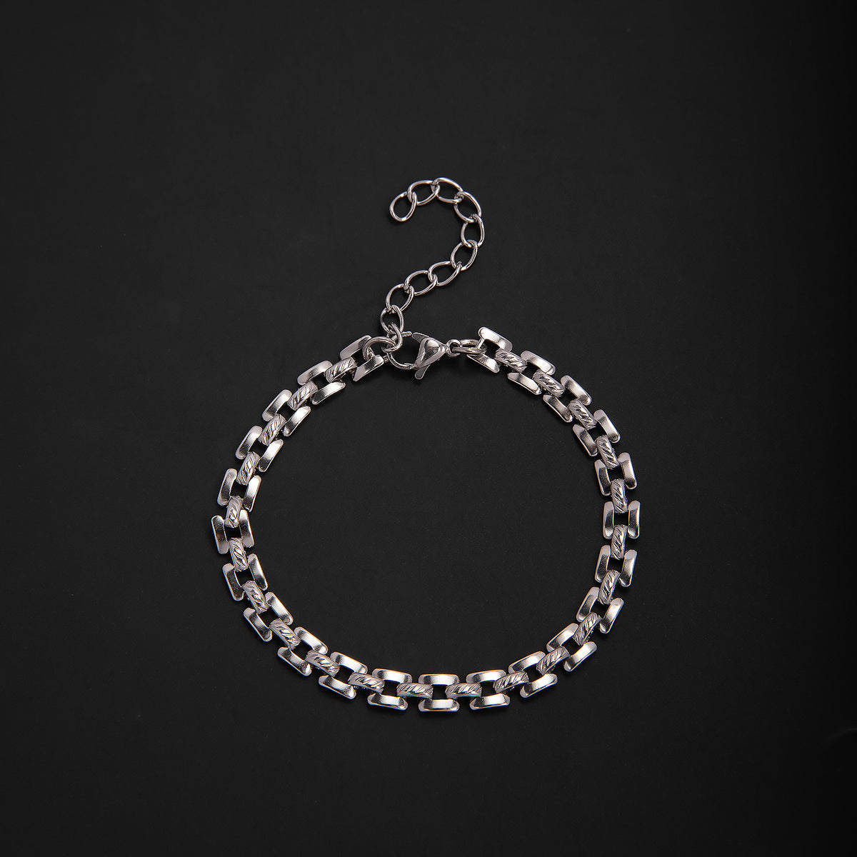 Elegant Geometric Link Bracelet Acalora