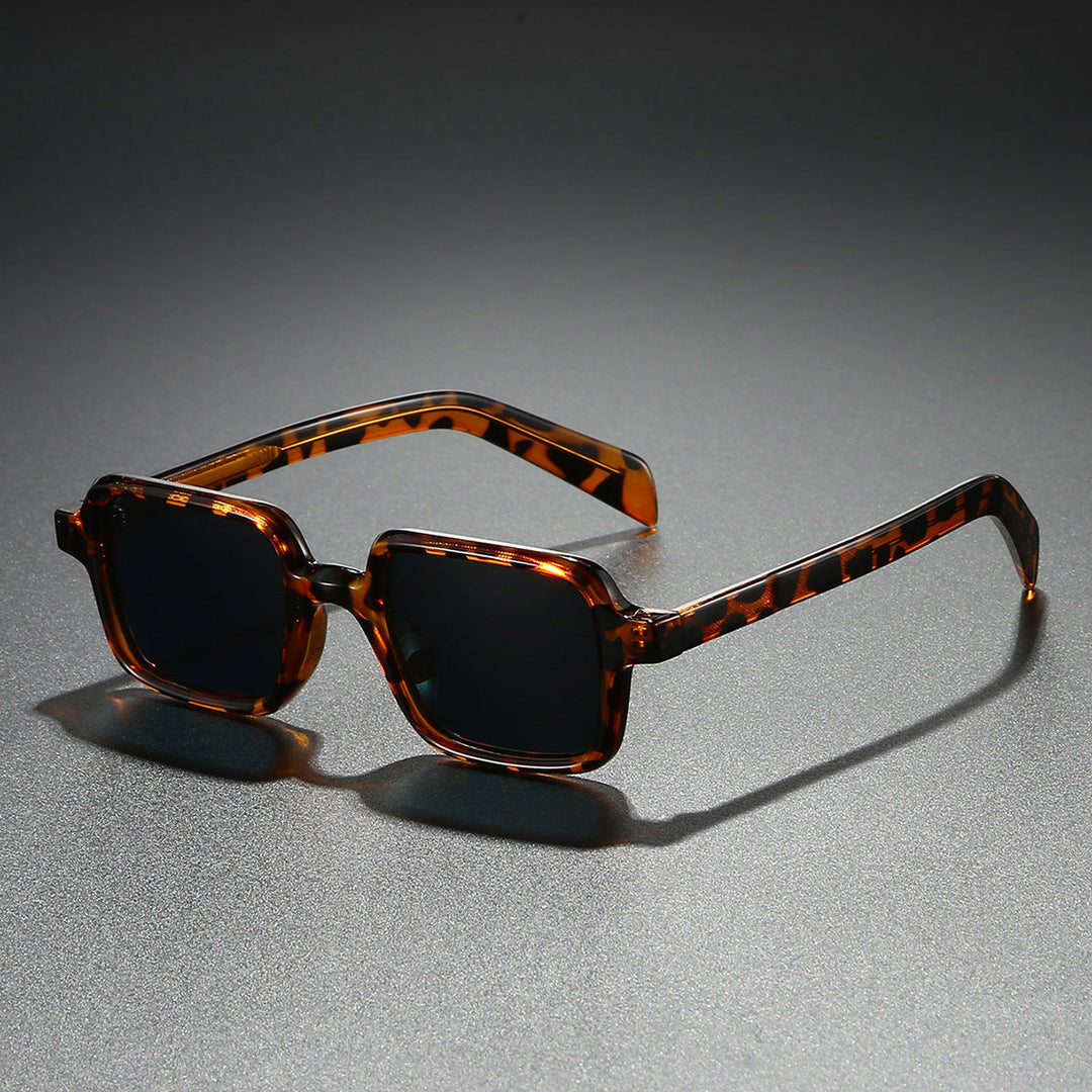 Ladies fashionable sunglasses in elegant square design with wide temples Kalsten
