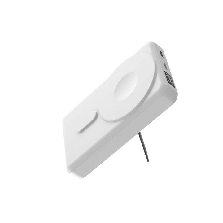 Portable power bank with multifunctional LED display and integrated cable management Kalsten