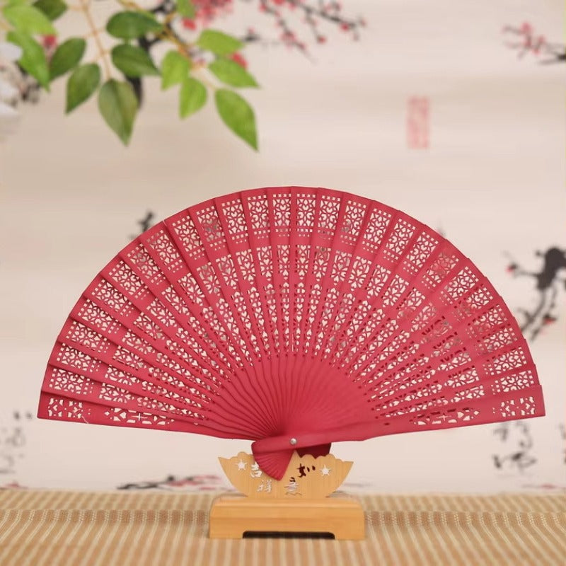 Ladies fine fan made of artistically pierced paper Kalsten