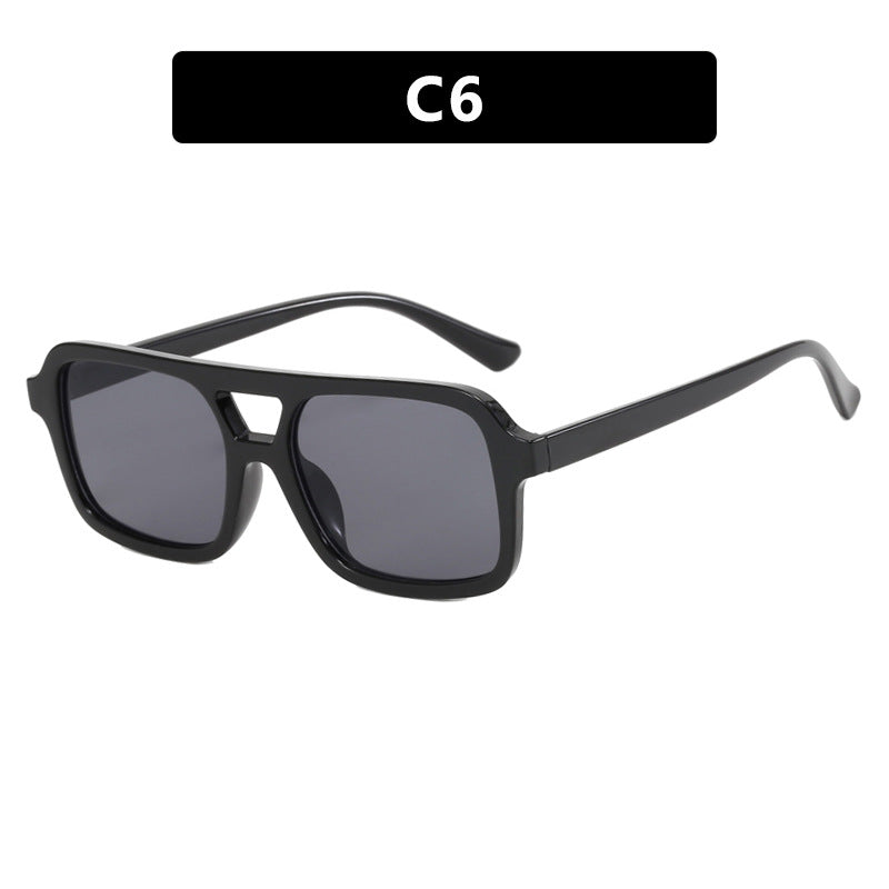 Women's modern square sunglasses with protective UV filter and transparent frame Kalsten