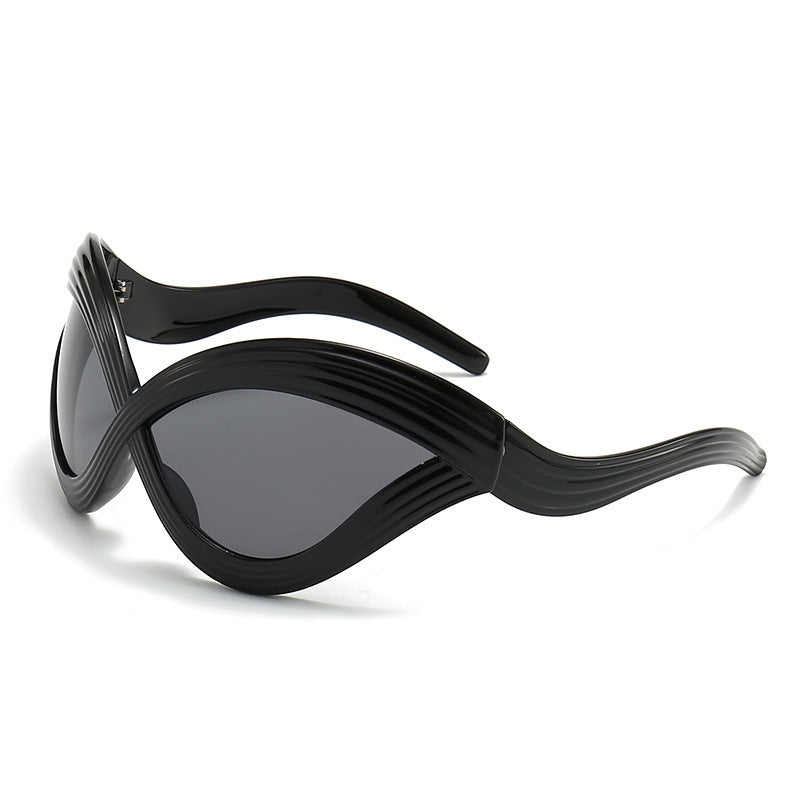 Women extraordinary sunglasses with curved design Kalsten