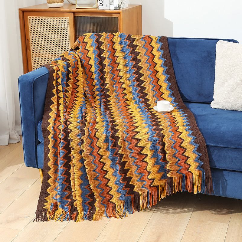 Ladies Decorative Zigzag Pattern Blanket Kalsten