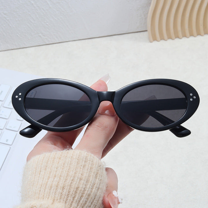 Ladies fashionable sunglasses in elegant oval design Kalsten
