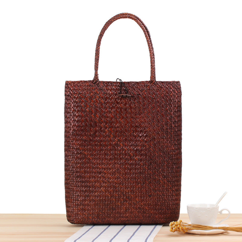 Shopping bag made of woven natural material Kalsten