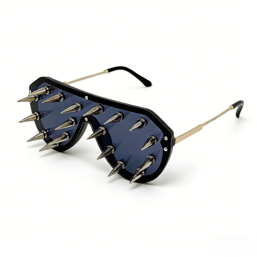Women striking design sunglasses with spikes Kalsten