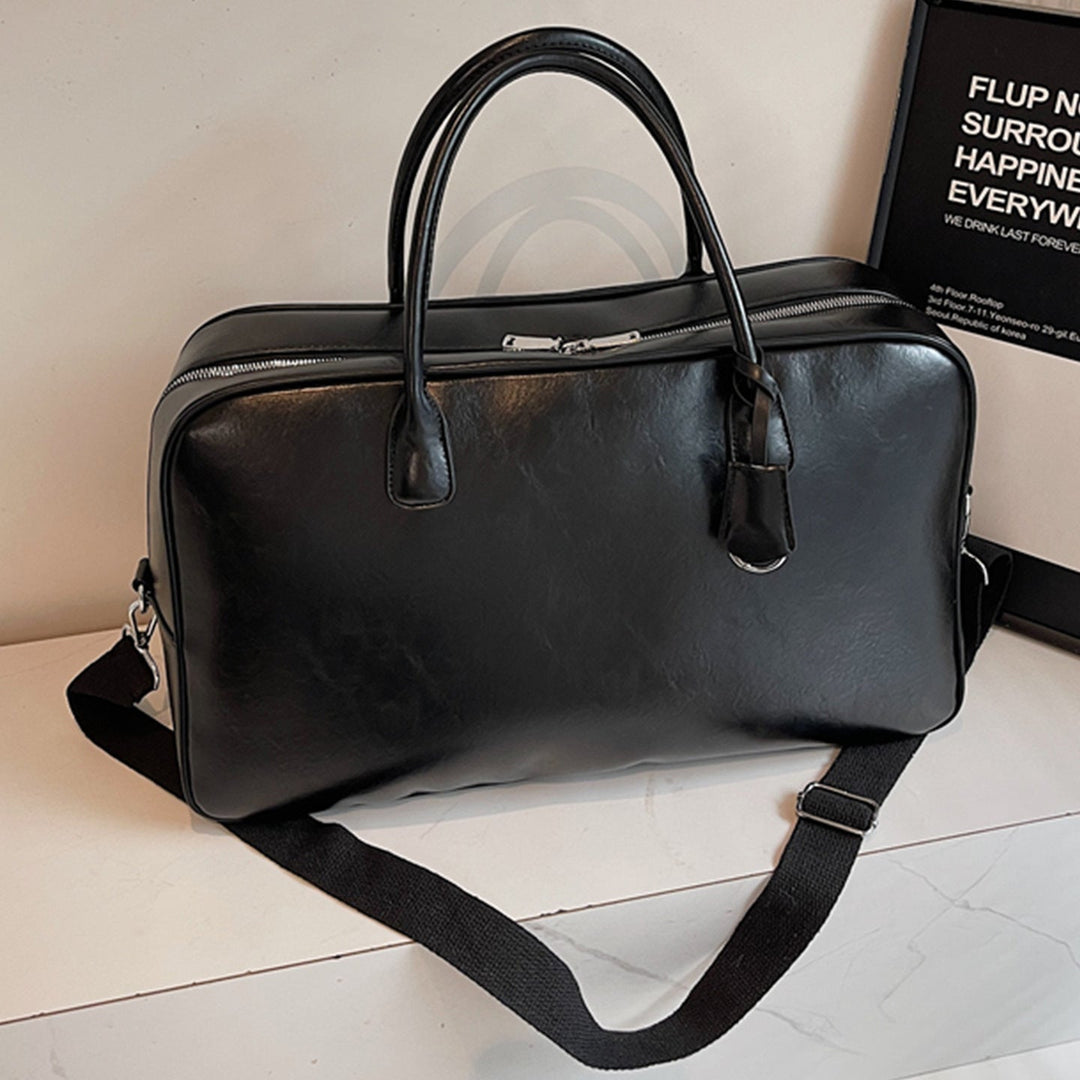 Elegant and Spacious Travel Bag Made of Faux Leather Kalsten
