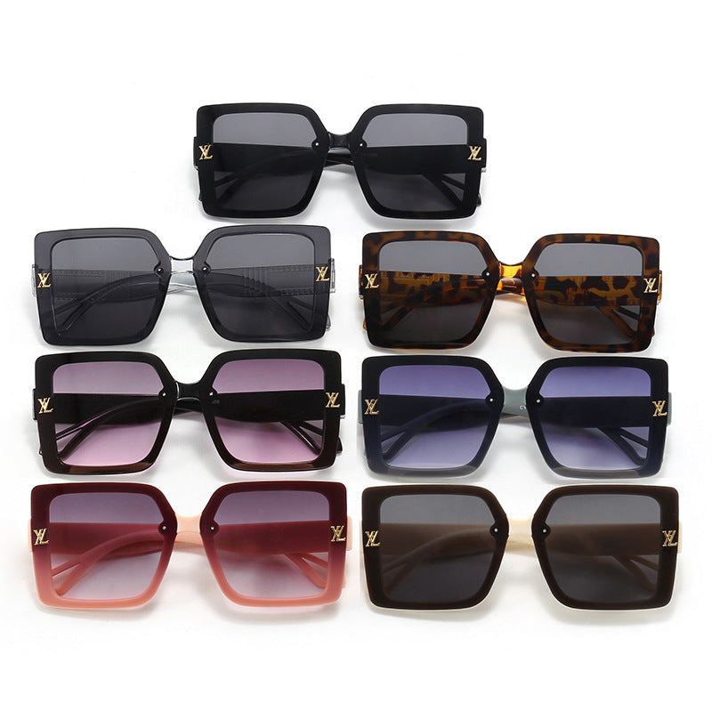 Women's fashionable square sunglasses with elegant design Kalsten