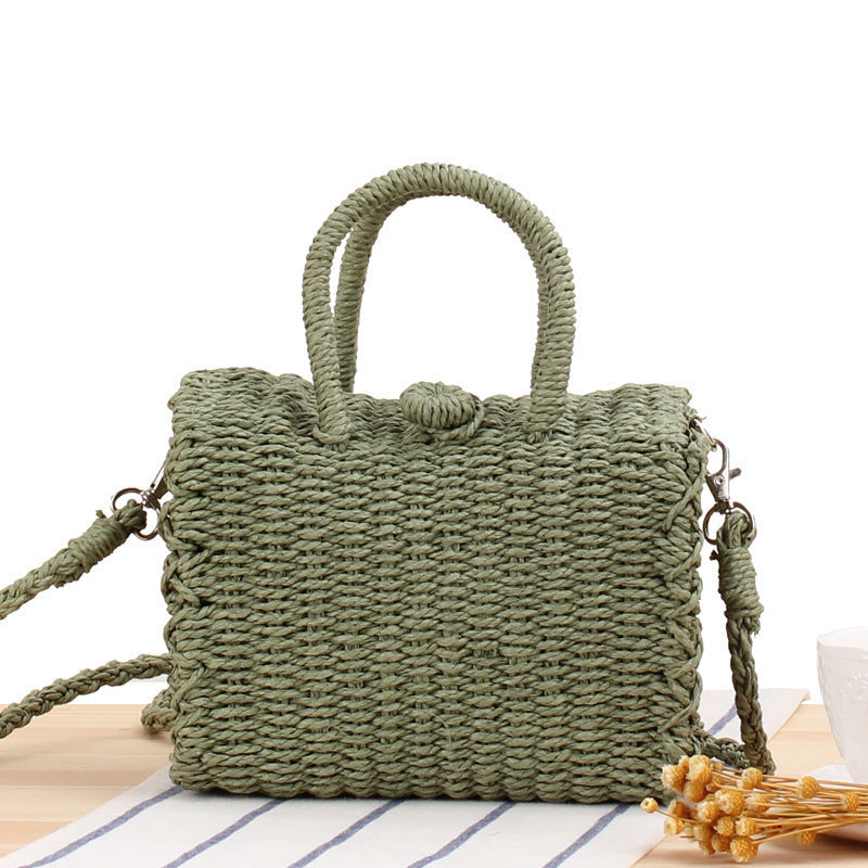 Braided shoulder bag with innovative closure Kalsten