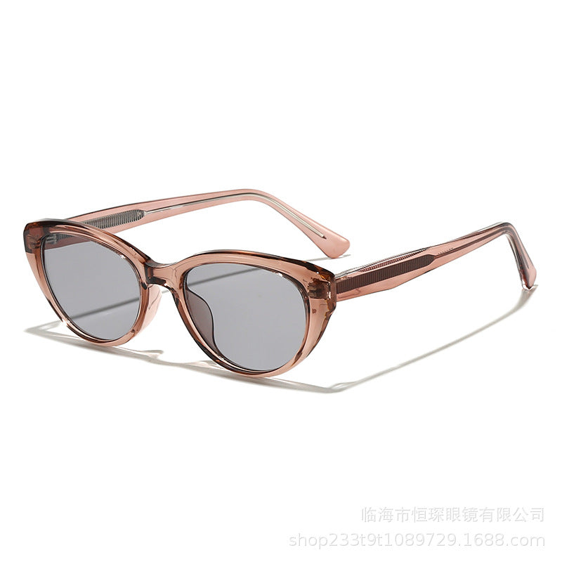 Women's Cat-Eye Sunglasses with high-quality, transparent frame and UV protection Kalsten