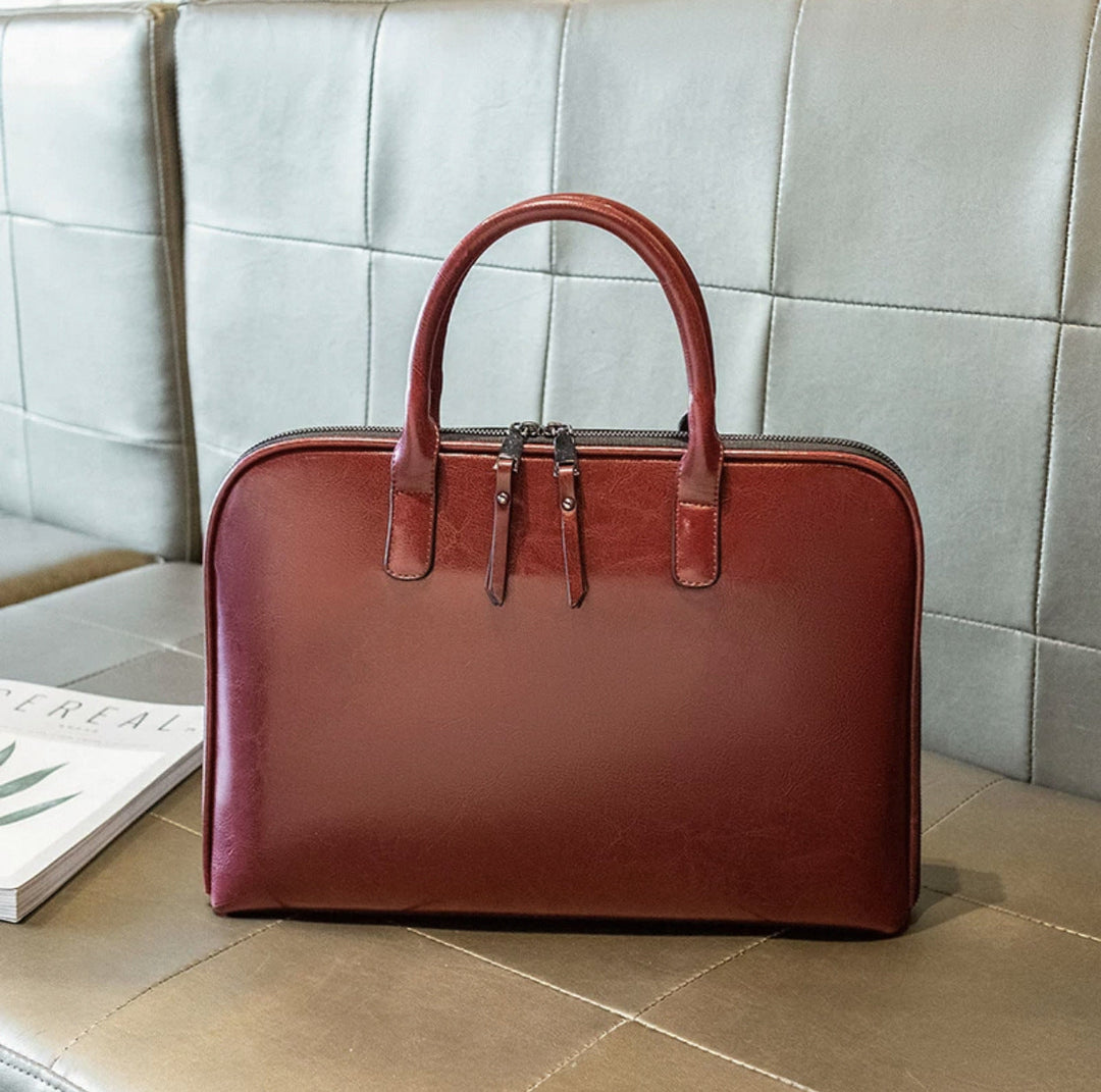 Elegant Business Bag with Structured Design Kalsten