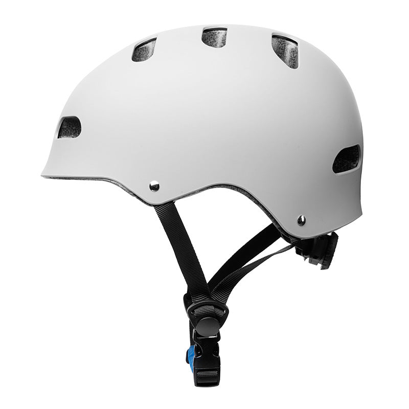 Skate helmet with outstanding comfort and safety Kalsten