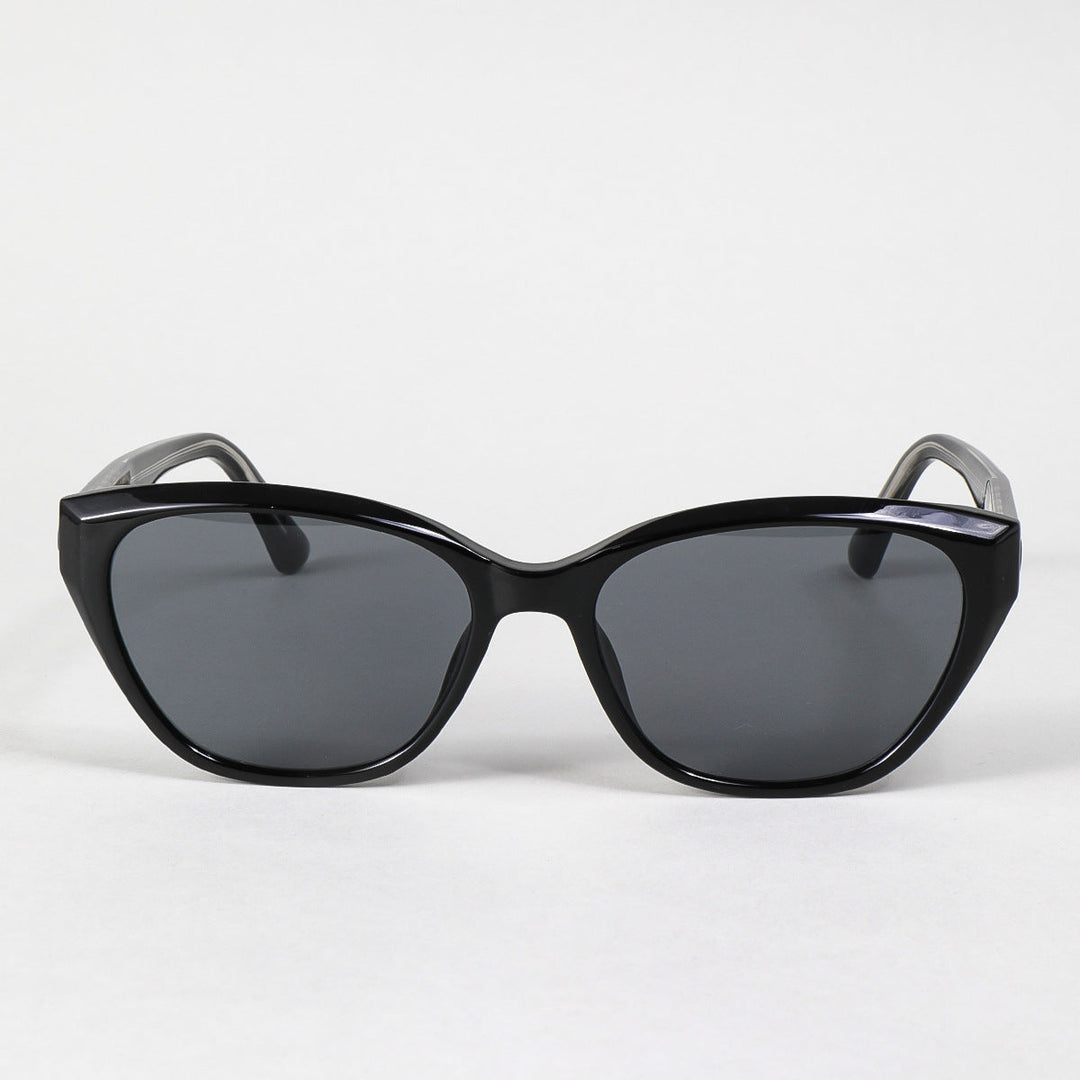 Ladies modern sunglasses with classic swing Kalsten