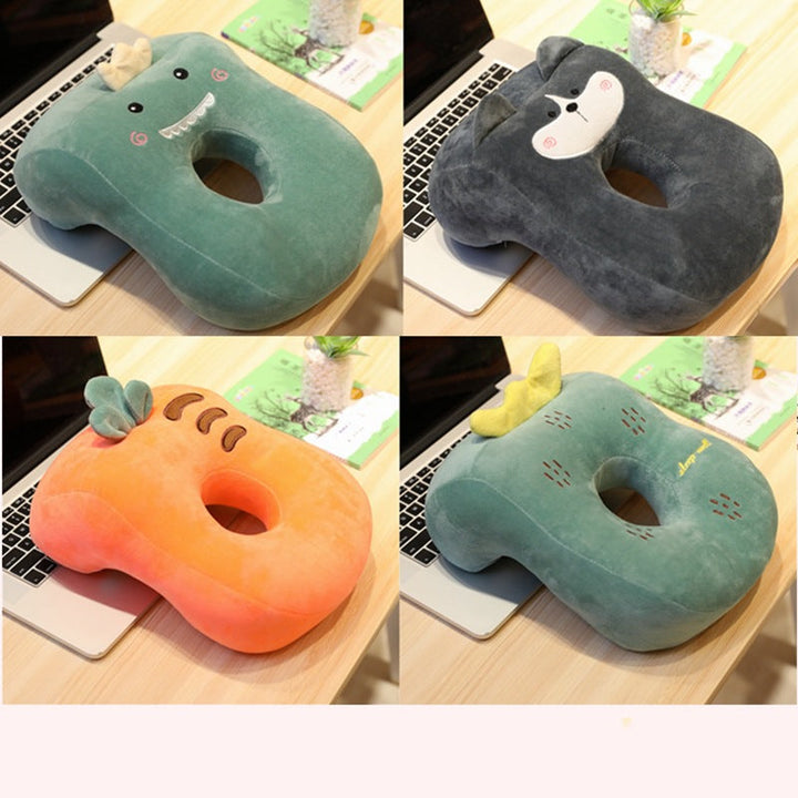 Plush neck support pillow in carrot shape Kalsten