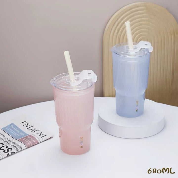 Ladies insulated drinking cup with flexible lid and silicone-coated straw Kalsten