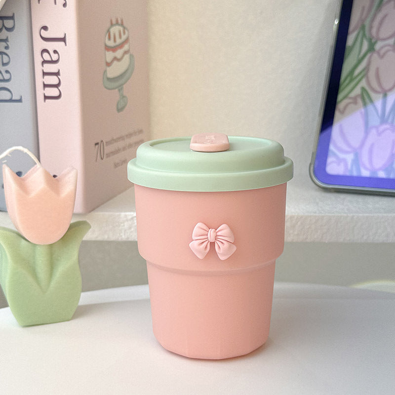 Women's Reusable Drinking Cup with Integrated Straw and Secure Closure Kalsten