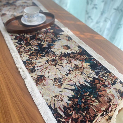 Decorative Leaf Pattern Table Runner
