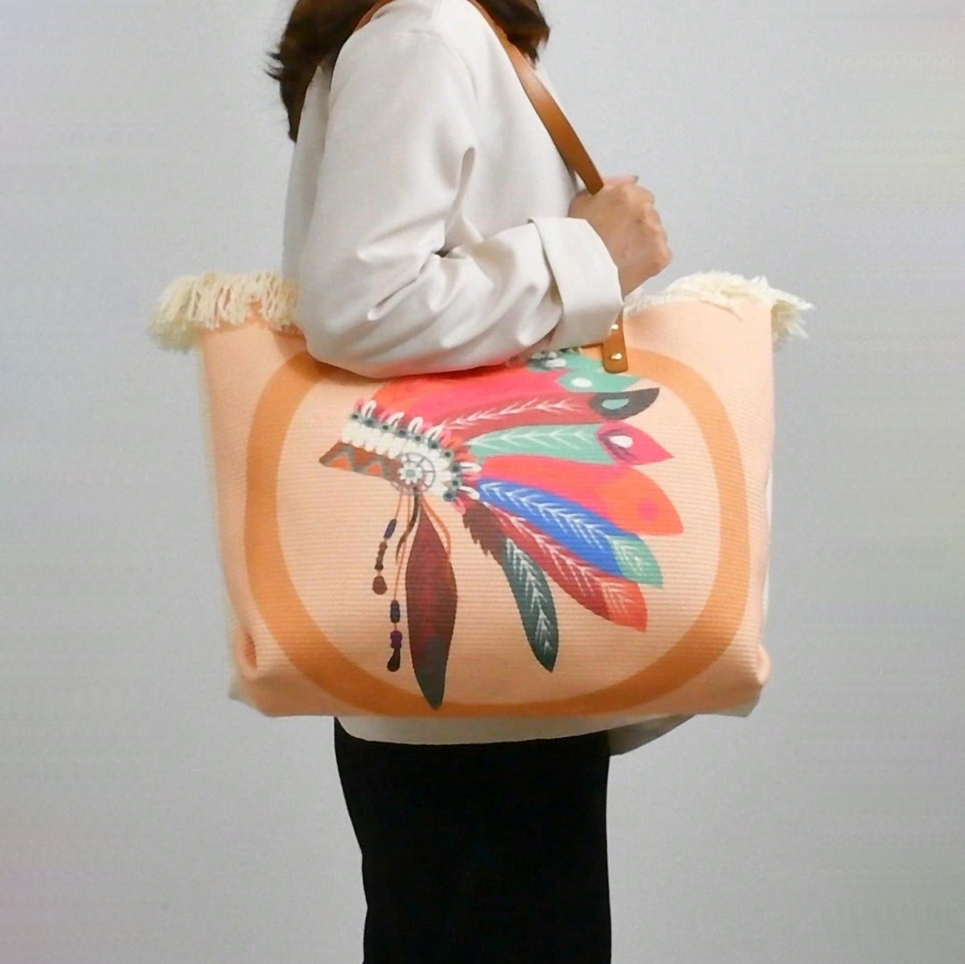 Beach bag with Unique Feather Design Kalsten