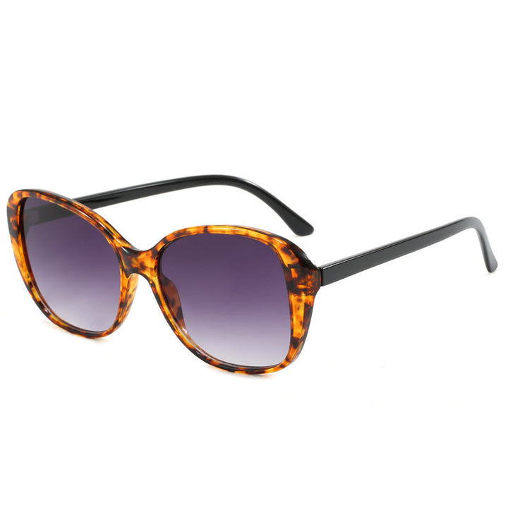 Women Vintage Sunglasses with Unique, Wide Frame Kalsten