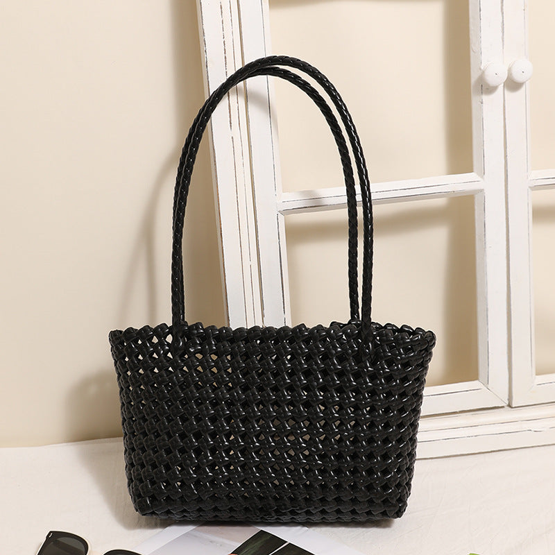 Braided Beach Bag with Practical Folding Mechanism Kalsten