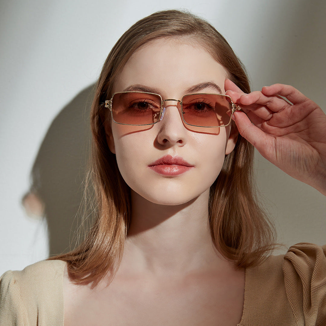 Women's stylish sunglasses with trendy rectangular frame Kalsten