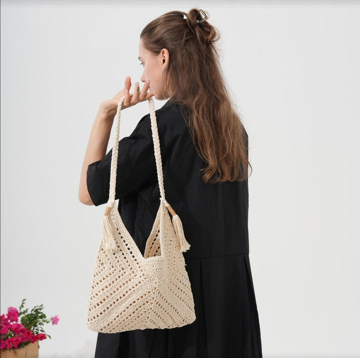 Handcrafted macrame shoulder bag with braided details Kalsten
